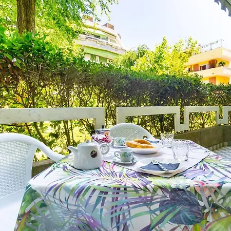 Апартаменты In Con Piscina A Silvi Marina Silvi Paese