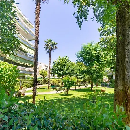 In Con Piscina A Silvi Marina