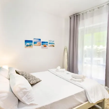 In Con Piscina A Silvi Marina * Silvi Paese