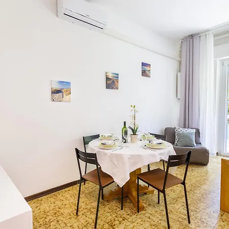 In Con Piscina A Silvi Marina