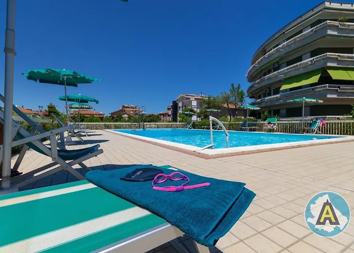 In Con Piscina A Silvi Marina Silvi Paese