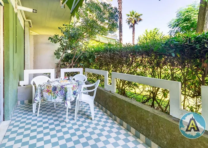 In Con Piscina A Silvi Marina